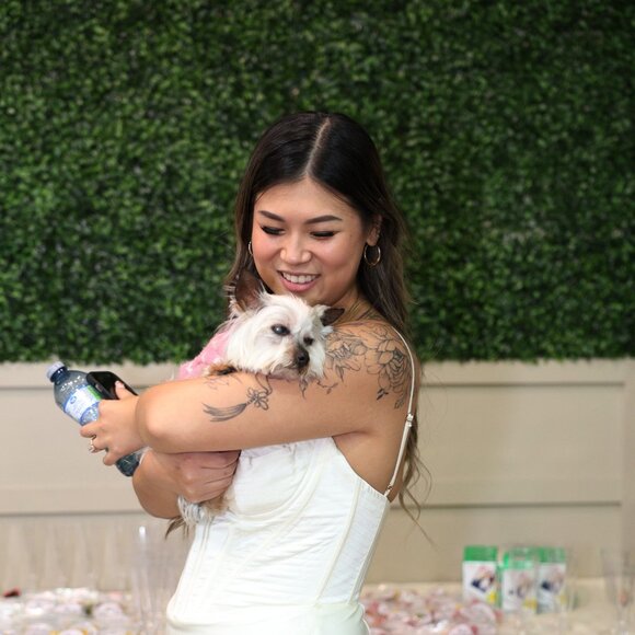 Meet your Posher, Victoria - Picture 1 of 1